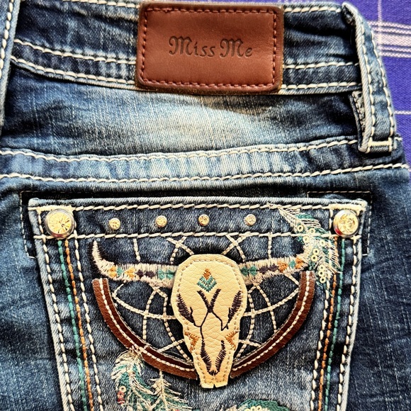 Miss Me Dark Blue Denim Jeans Mid-Rise Boot Size 25 - Picture 4 of 15